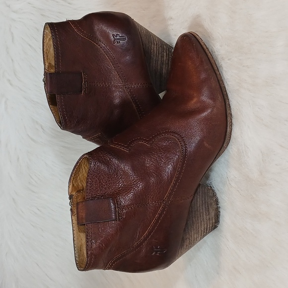 Frye Rich Brown Leather Ankle Booties Women's Sz 8.5 - Picture 3 of 12